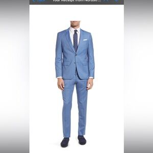 Hugo Boss Men’s Medium Blue 2 piece suit. Size 40 Regular